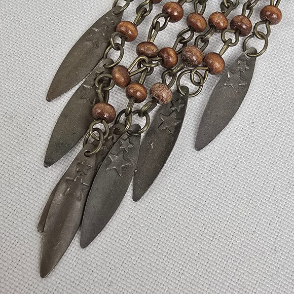 Vintage Reworked Gold Tone Fringe Pendant Necklace - Picture 4 of 7